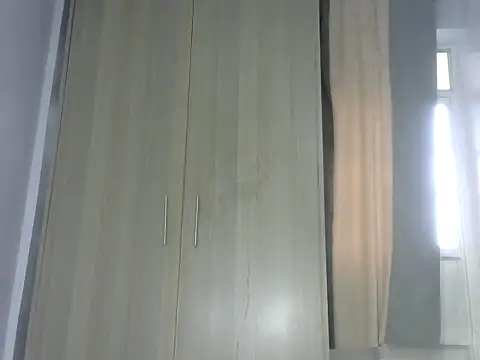 petite lexiiivv online show from 06.09.26