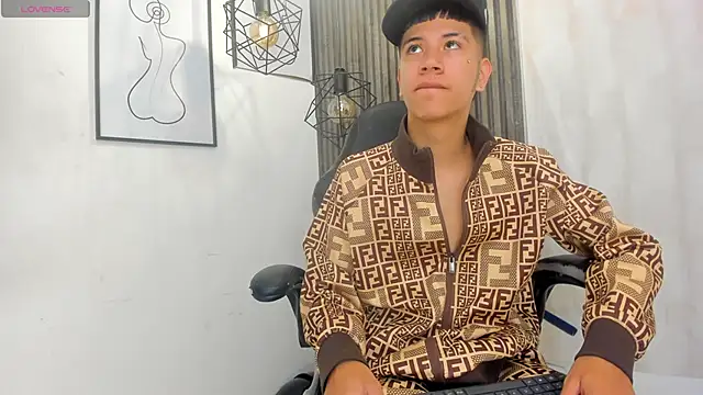 milosexy  online show from 05.21.26
