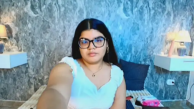 sky white  online show from 07.08.26