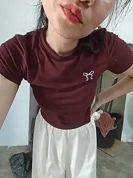 Aria Zara online show from 05.16.26
