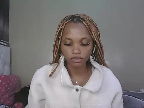 PrettyT5 online show from 06.16.26