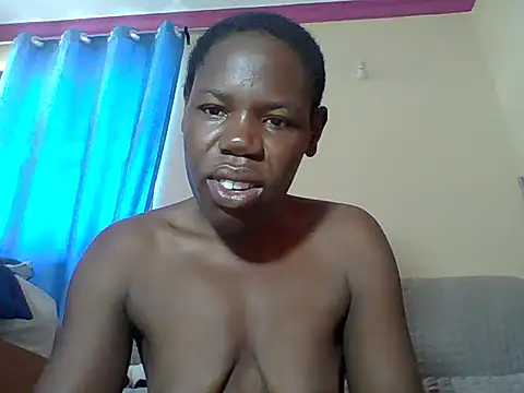 Snapshot of Blacksexyqueen24 chatting on 06.17.26 Blacksexyqueen24 online show from 06.17.26