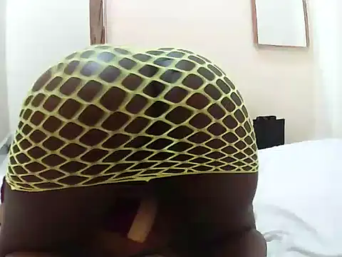Snapshot of juicychocolate_Ass07 chatting on 06.22.26 juicychocolate Ass07 online show from 06.22.26