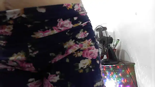 Snapshot of jenny_milf69 chatting on 02.07.25 jenny milf69 online show from 02.07.25