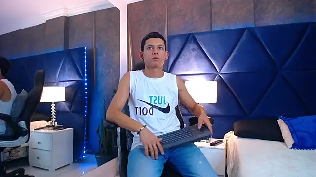 ThiagoFerrer  online show from 06.26.26