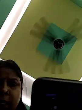 Heena09 online show from 05.17.26