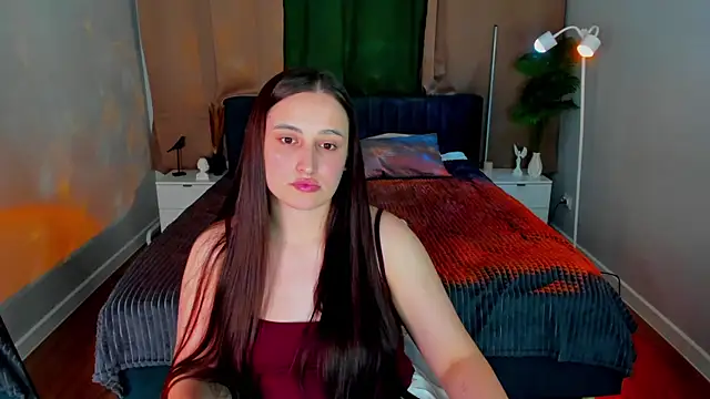 Elizabet Colllins online show from 06.07.26