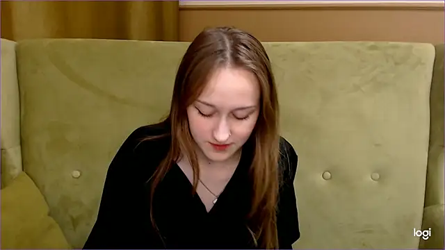 Snapshot of Calista_Everleig chatting on 05.20.26 Calista Everleig online show from 05.20.26
