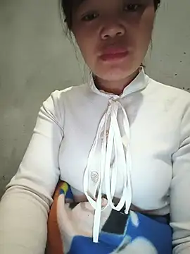 Emma-sin online show from 06.10.26