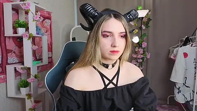 NocturneHuntress online show from 05.24.26