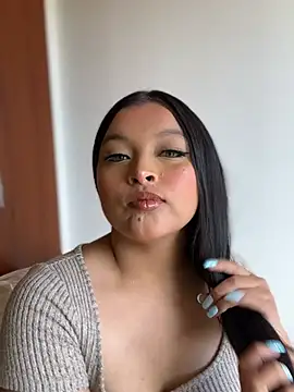 ChloeMilky online show from 05.20.26