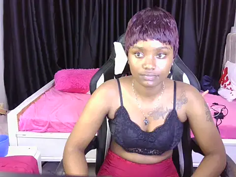 Queen lyla01 online show from 05.21.26
