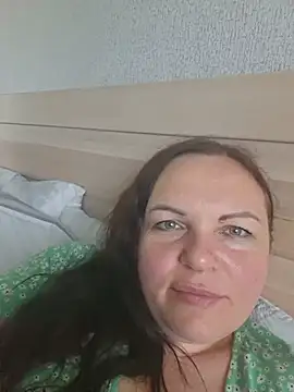 Snapshot of Meri_a chatting on 06.29.26 Meri a online show from 06.29.26
