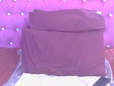 Snapshot of WILD_KITTYxXx chatting on 06.01.26 WILD KITTYxXx online show from 06.01.26