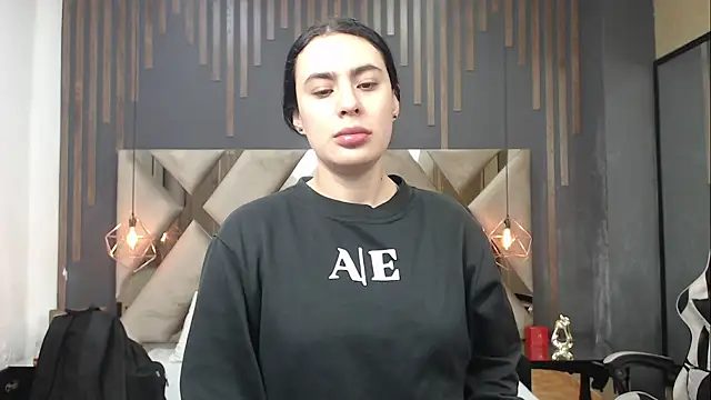Snapshot of MartinaaFit chatting on 06.20.26 MartinaaFit online show from 06.20.26