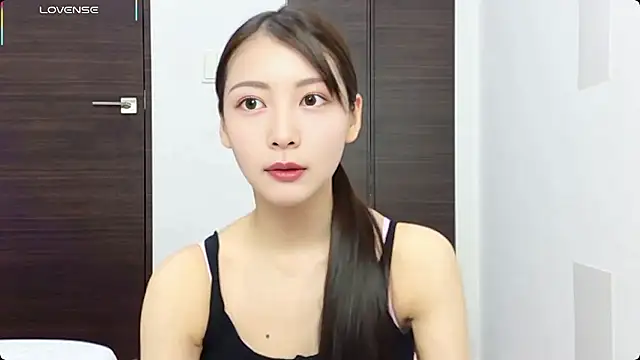 x-Ami-x online show from 07.18.26
