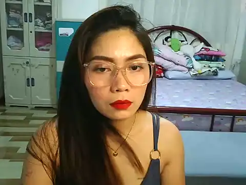 Snapshot of Sexynica chatting on 05.24.26 Sexynica online show from 05.24.26