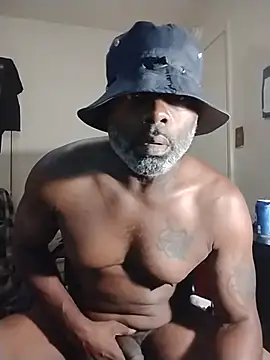 Snapshot of Tremainebigg chatting on 06.30.26 Tremainebigg online show from 06.30.26