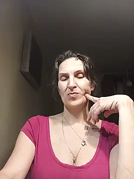Snapshot of Alene_Lorrie chatting on 06.11.26 Alene Lorrie online show from 06.11.26