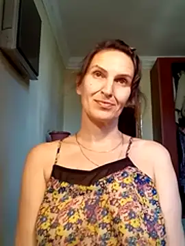 Snapshot of Alene_Lorrie chatting on 06.26.26 Alene Lorrie online show from 06.26.26