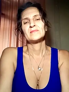 Snapshot of Alene_Lorrie chatting on 07.10.26 Alene Lorrie online show from 07.10.26