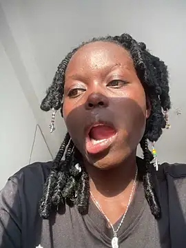 ebonycurvedass online show from 06.14.26