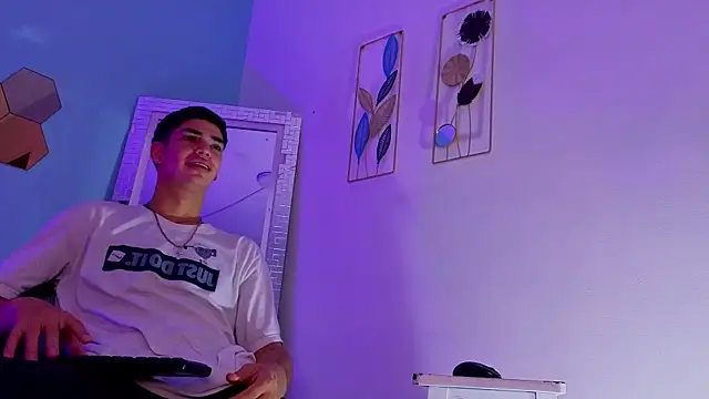 AxelSavage11 online show from 05.23.26