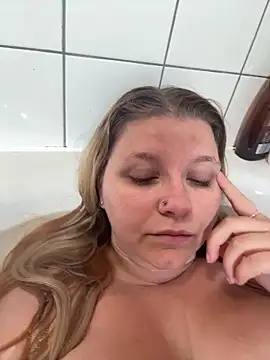 LucieLouBabe online show from 06.05.26