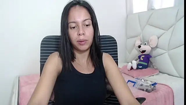 Valeria Santos  online show from 06.22.26