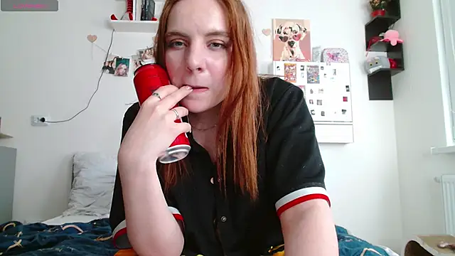 Snapshot of Candy_Queen__ chatting on 05.26.26 Candy Queen online show from 05.26.26