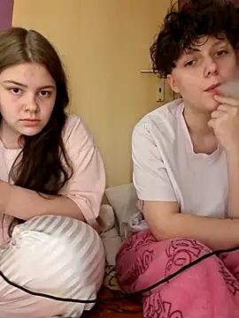 BellaHoneyy online show from 05.22.26