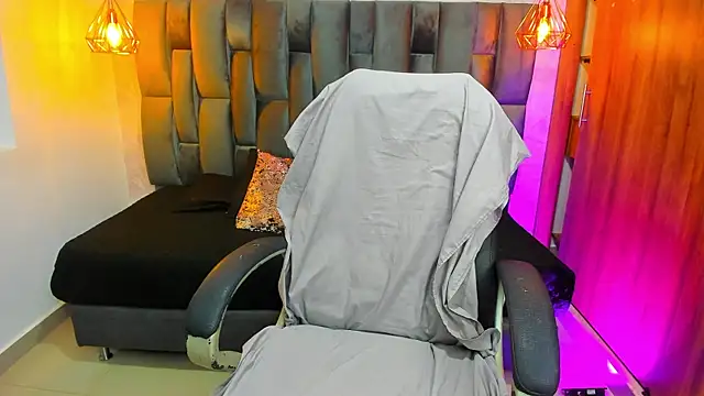 Snapshot of Miel_ferrer chatting on 07.02.26 Miel ferrer online show from 07.02.26