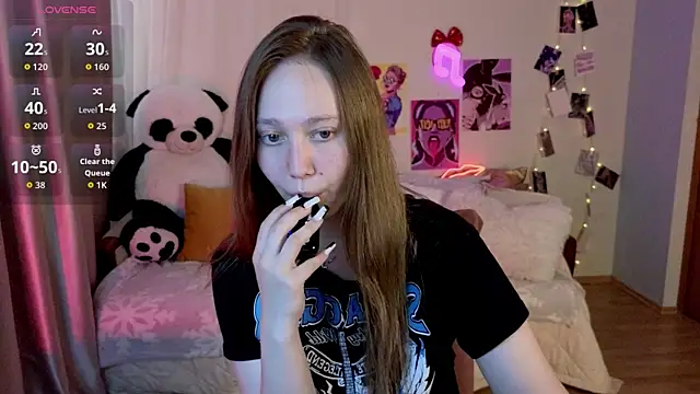 TinaShelton online show from 06.25.26
