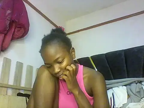Snapshot of aliana082169 chatting on 06.02.26 aliana082169 online show from 06.02.26