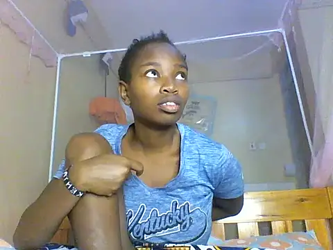 Snapshot of aliana082169 chatting on 06.23.26 aliana082169 online show from 06.23.26