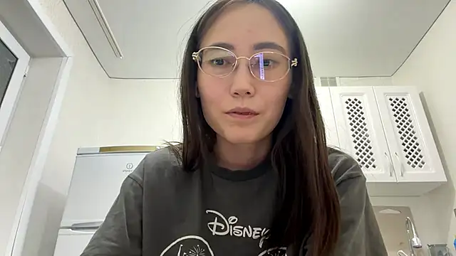 VickieTrudo online show from 06.21.26