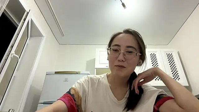 VickieTrudo online show from 06.28.26
