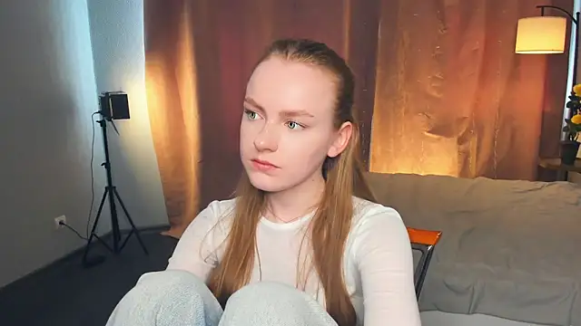 TrishaStoecker online show from 06.07.26