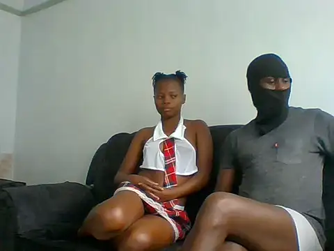 Snapshot of TonnyAmellia chatting on 05.28.26 TonnyAmellia online show from 05.28.26