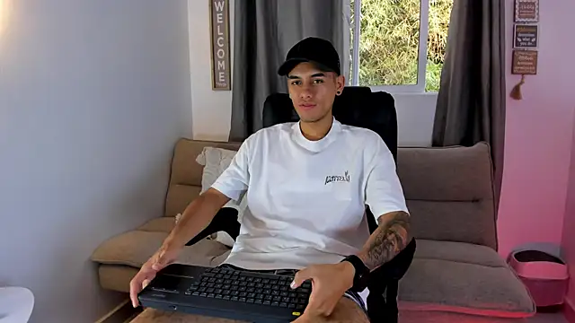 NickCopeer  online show from 07.17.26