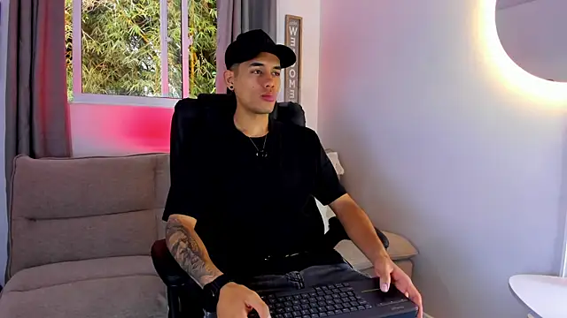 NickCopeer  online show from 07.21.26