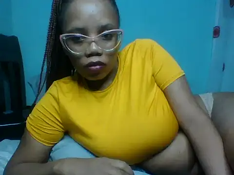 Tatianaluu online show from 05.30.26
