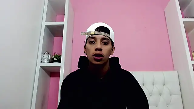 Snapshot of jl_brayan12 chatting on 06.12.26 jl brayan12 online show from 06.12.26
