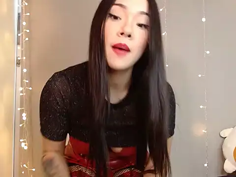 auravelvet online show from 05.26.26