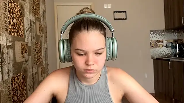 HellyRay online show from 06.23.26