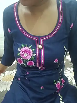 Snapshot of sexy_ladoo chatting on 06.18.26 sexy ladoo online show from 06.18.26