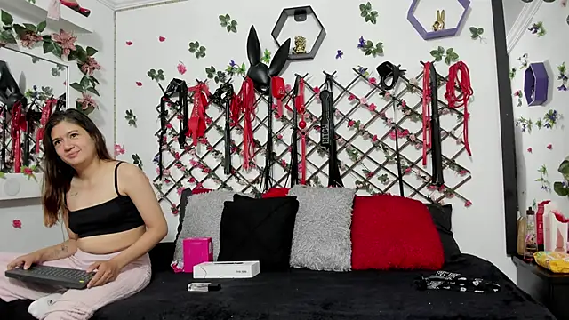 kimmy wold online show from 06.16.26