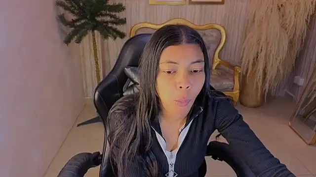 Snapshot of valentina_gomez_s chatting on 07.10.26 valentina gomez s online show from 07.10.26