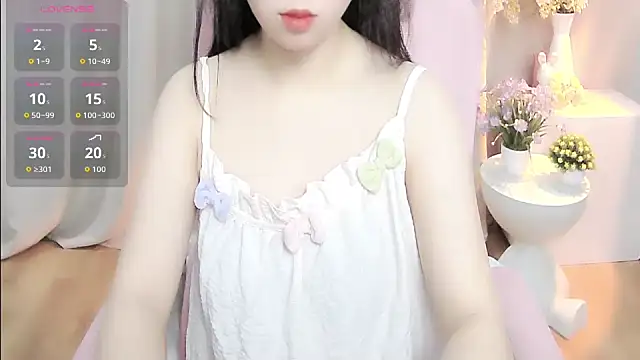shynana online show from 06.25.26