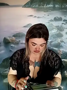 Anne Garc online show from 05.25.26